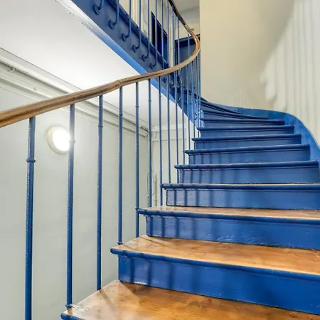 Pink Design 2bdr Flat In The Heart Of Bastille