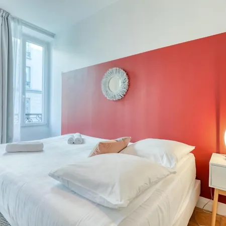 Apartment Pink Design 2bdr Flat In The Heart Of Bastille *