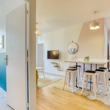 Pink Design 2bdr Flat In The Heart Of Bastille *
